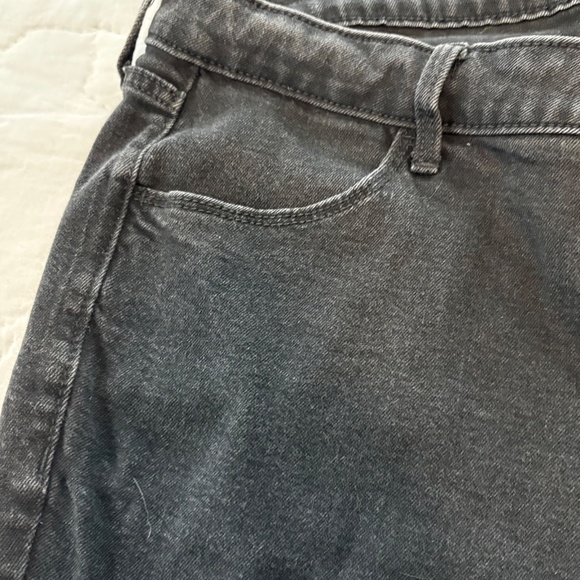 WOMENS/LADIES OLD NAVY WOW STRAIGHT HIGH RISE DENIM JEANS-SIZE 18 PETITE-BLK - Picture 4 of 13